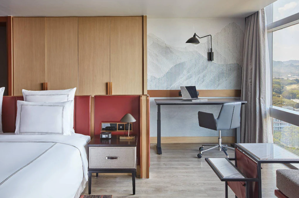 Swissôtel — thumbnail 2